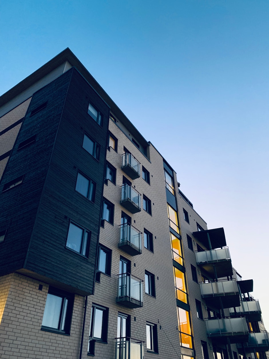 Cumbaya 24-unit building